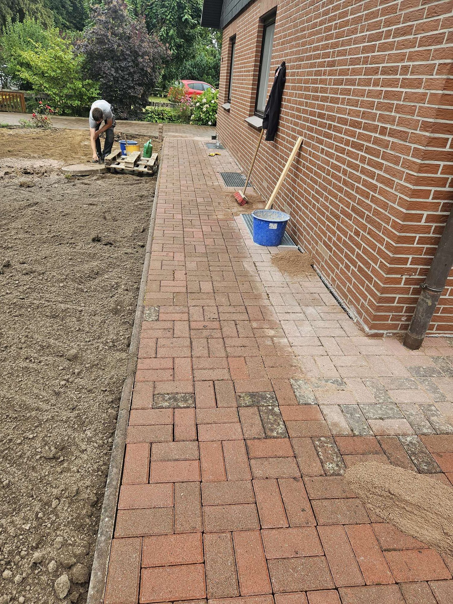 Pflaster fertige Kellerwand